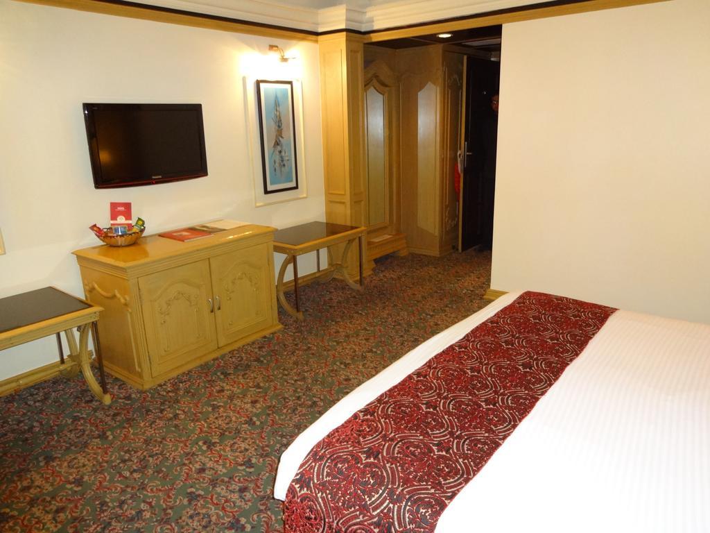 Hotel Babylon International Rāipur Exteriér fotografie