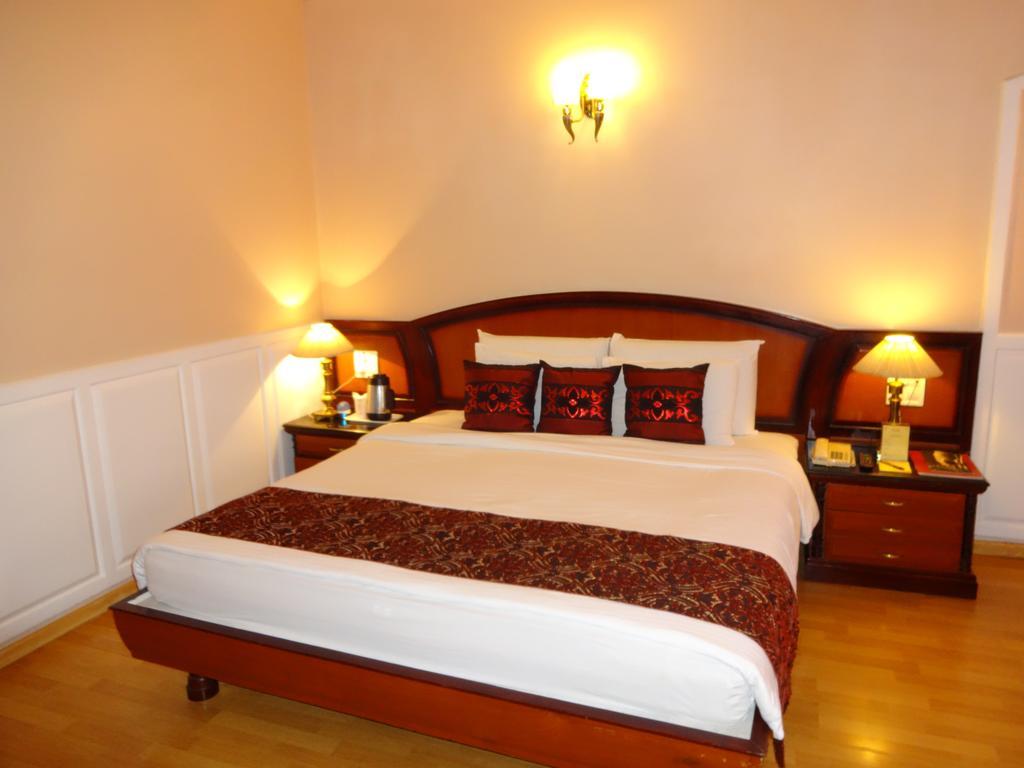 Hotel Babylon International Rāipur Exteriér fotografie