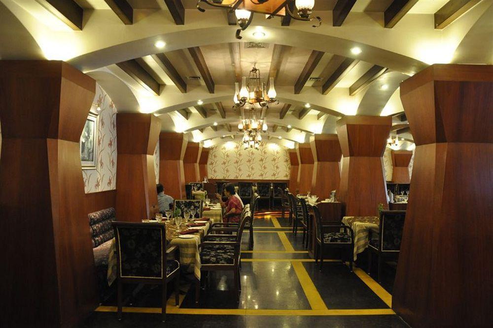 Hotel Babylon International Rāipur Exteriér fotografie